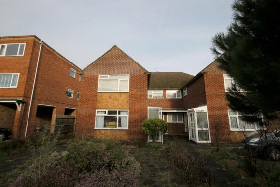 2 Bedroom Maisonette